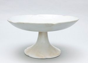 Фруктовница. Россия, фабрика М.С. Кузнецова, 1889-1917 годы.