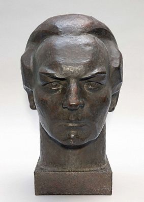 Скульптурный мужской портрет. СССР, скульптор - Д.А. Поляков, 1974 г.