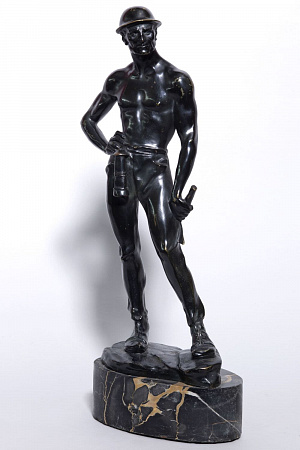 Скульптура «Шахтер». Европа. По модели скульптора Бруно Заха. 1920–1940-е гг.
