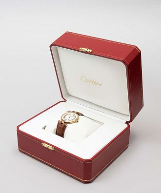 (Картье) Часы в оригинальном коробе. Франция, фирма Cartier, вторая половина ХХ века.