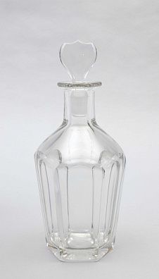 (Баккара) Графин с широкой огранкой. Франция, фирма Baccarat, последняя треть ХХ века.
