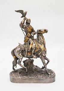 Скульптура "Царский сокольничий". Россия, по модели Е. Напса (1870-е), ХХ век.