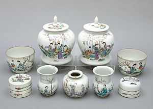 Будуарный набор китайской куртизанки ("чаньсань"). Китай, до 1920 года.
