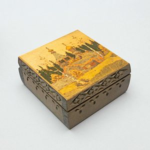 Шкатулка с изображением церкви. Россия, начало ХХ века.