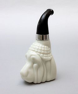 Флакон для лосьона после бритья "Курительная трубка (Бладхаунд)". США, Нью-Йорк, фирма Avon Products, 1970-е годы.