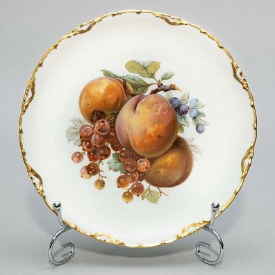 Тарелка "Персики и крыжовник". Германия, Бавария, фабрика Rosenthal, 1891-96 годы.