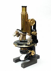 Микроскоп. Германия, Йена, фирма Carl Zeiss, 1910-е годы.