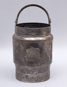 Ведерко под шампанское в имперском стиле. Фаберже. 1908-1917.