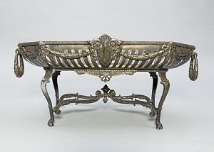 Ваза-фруктовница в стиле ампир. Западная Европа, конец XIX - начало ХХ века.