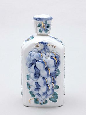 Штоф "Виноград" белый. СССР, Ленинградский фарфоровый завод, автор - С.Е. Яковлева, 1950-е годы.
