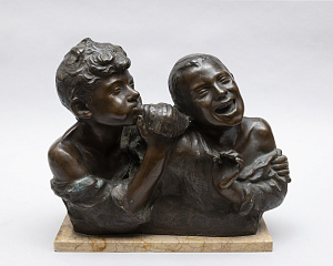 Скульптура "Игры с ракушкой". Западная Европа, автор модели - Винченцо Аурисиккио, ХХ век.