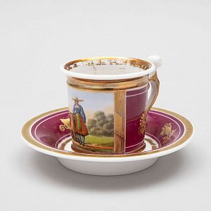 Кофейная пара с пасторальными мотивами и маскароном на ручке. Франция, 1830-50 годы.