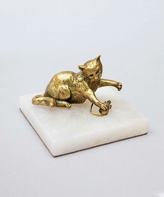 Пресс-папье "Кошка, играющая с мышью". Россия, конец XIX в.