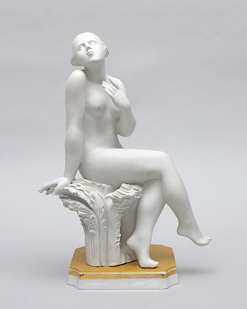 Скульптура "Осень".СССР, автор и исполнитель модели - Н.Н. Ропова, 1979 г.