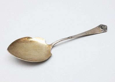 Лопатка для десертов в стиле ар-деко. Германия, фирма Karl Kaltenbach & Sohne, 1890-1920 годы.