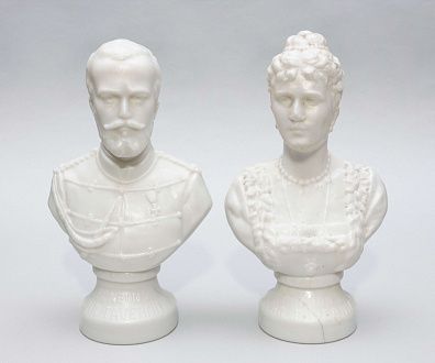 Парные бюсты Императора Николая II и Императрицы Александры Федоровны. Франция, начало ХХ века.