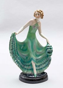 Скульптура "Танцовщица в зеленом". Германия, мануфактура Fasold and Stauch, 1930-40-е годы.